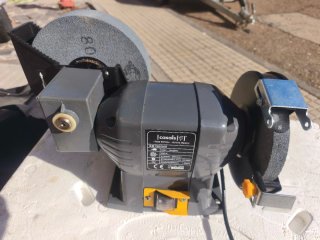 Amoladora Casals EB150/200 250W 2 discos