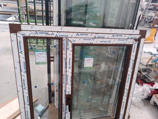 Ventana Abatible PVC Color Nogal cortizo