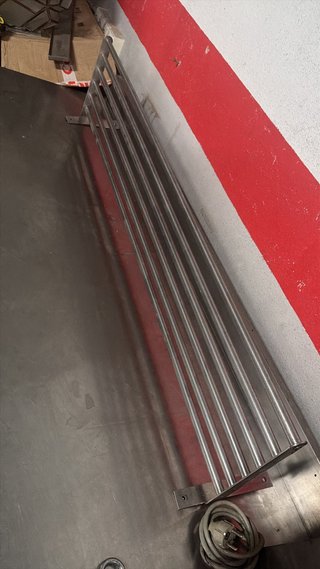 Repisa Acero 1.20x27 en buen estado