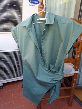 Camisa Verde Zara.