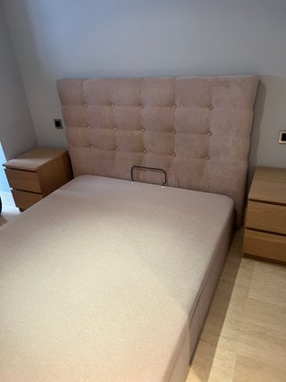 Cama canapé, cabecero y mesillas SE PUEDE SEPARAR