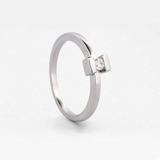 Anillo solitario oro blanco 18kt con diamante