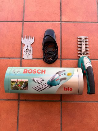 Cortadora de Césped Bosch Isio 2 en 1