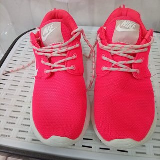Zapatillas Nike Rosas y Blancas