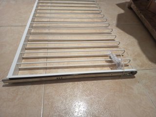 Pantaloniero estraibile IKEA KOMPLEMENT in metallo
