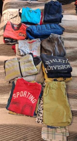 Lote de ropa infantil (2 a 4 años)