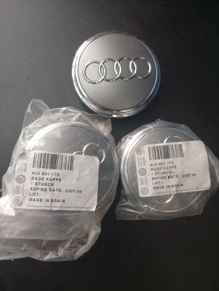 3 tapas llantas Audi ORIGINAL