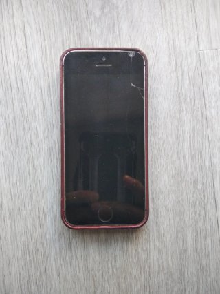 iPhone SE 2017 Rojo