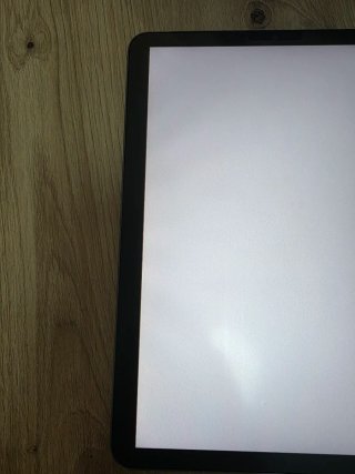 iPad Air M1 256GB + Custodia con Tastiera e Penna Originale