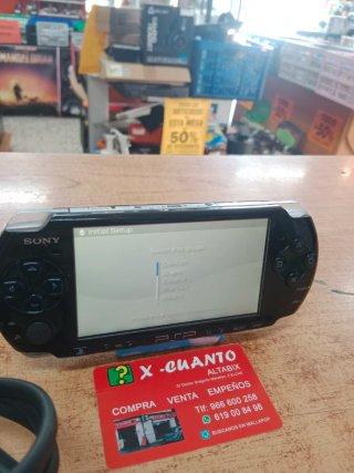 CONSOLA SONY PSP 3004 CON CARGADOR