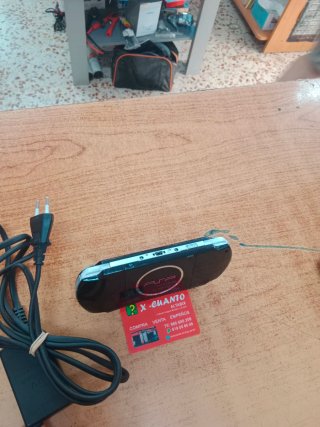 CONSOLA SONY PSP 3004 CON CARGADOR