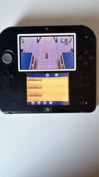 Nintendo 2DS + Caricatore + SD Piena di Giochi