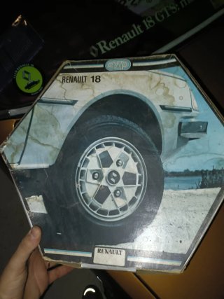 Tapacubos Renault 13 (Pack 4) Originales de época
