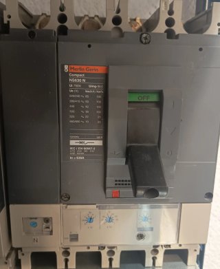 Interruptor Automático Merlin Gerin NS630N