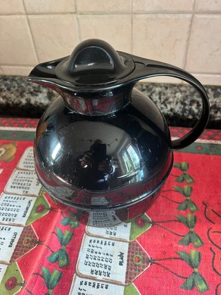 Caraffa termica vintage nera