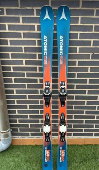 Esquís Atomic Vantage X CTI con fijaciones