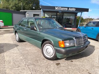 MERCEDES 190E 2.3 8V