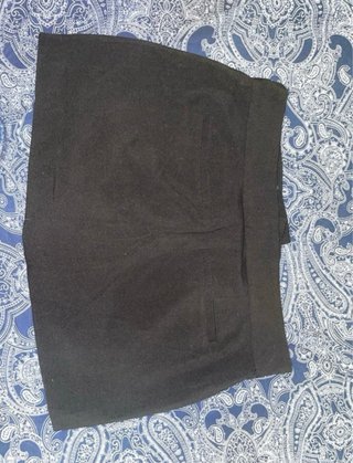 Falda pantalón elegante negra