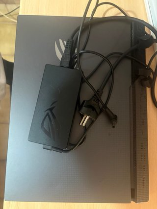 Portátil Gaming Asus ROG Strix G513IH