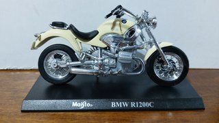 BMW R1200C Maisto Escala 1:18