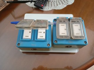 Caja Estanca Eunea con Mecanismos BJC
