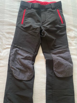 Pantalón de montaña Quechua talla 6-8