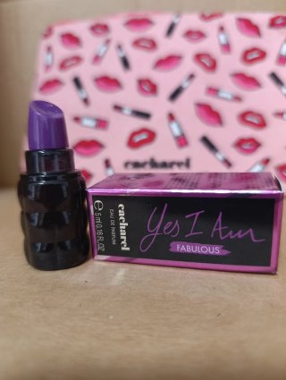 Cacharel Yes I Am Fabulous 5ml + Neceser