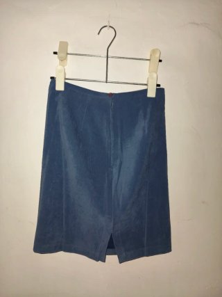 Falda Recta Azul Aterciopelada