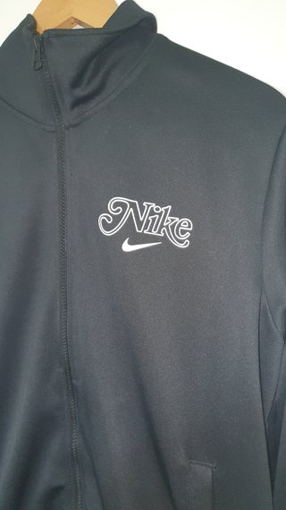 Chaqueta Nike Negra