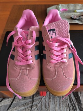 Zapatillas Adidas Gazelle rosas talla 39
