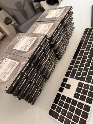 Lote 22 Discos Duros Hitachi 2TB SATA 3.5