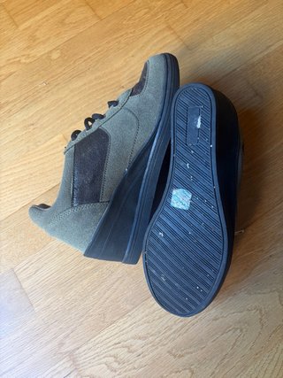 Zapatos de cuña verdes para mujer