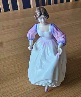 Figura de Porcelana Royal Doulton