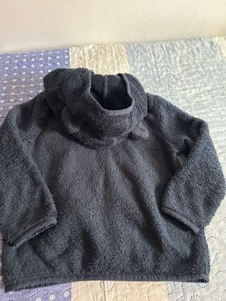Sudadera de Pelito Negra 12 Meses