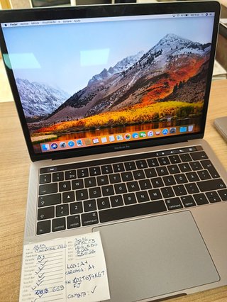 MacBook Pro 8 GB RAM 13" 2016 i5-6267U SSD 251 GB