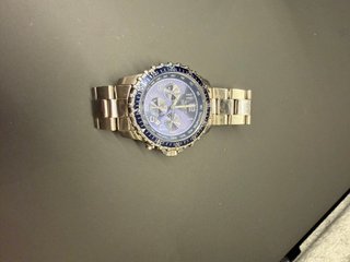 Reloj Invicta Hombre Azul y Plateado