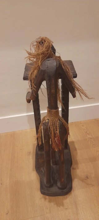 Figura Africana Decorativa con Almacenaje