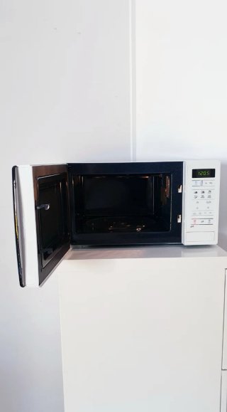 MICROONDAS SAMSUNG 20L CON GRILL