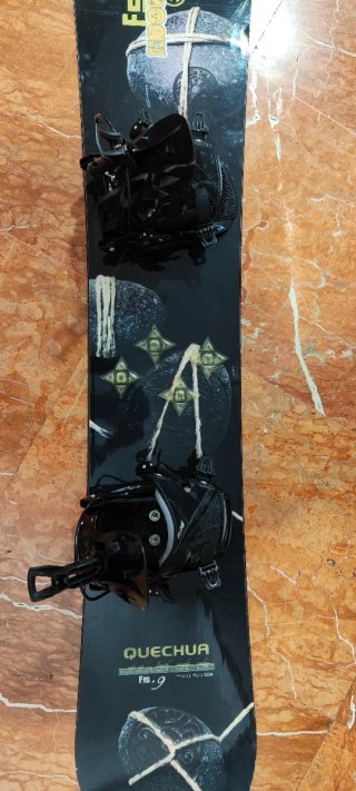 Tabla Snowboard Quechua FS.9 + Fijaciones Flow