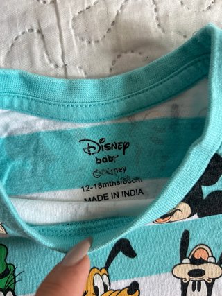 Camiseta Disney Talla 12-18 Meses