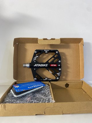 Pedales de Bicicleta ATTABIKE R730