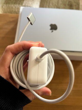 MacBook Air 13 (2025) Plateado azulado