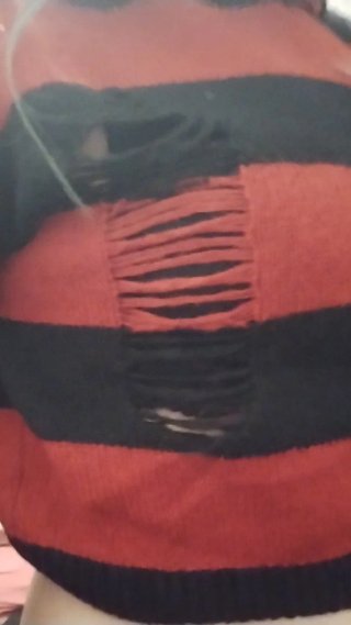 Jersey de Rayas Rojo y Negro