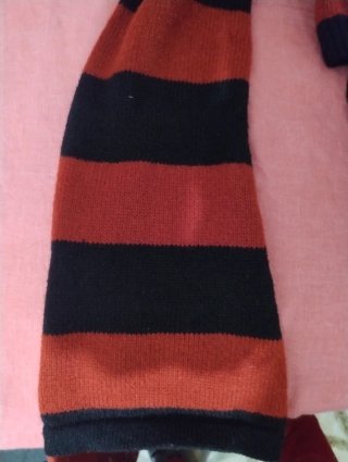 Jersey de Rayas Rojo y Negro