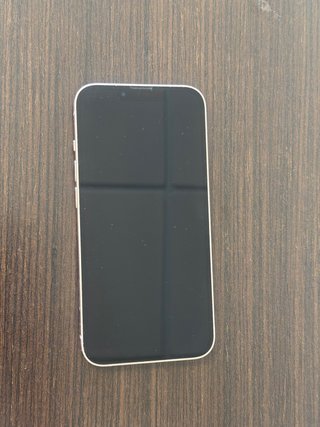 iPhone 13 Apple