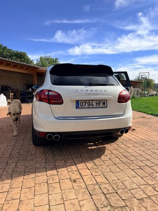 Porsche Cayenne 2011