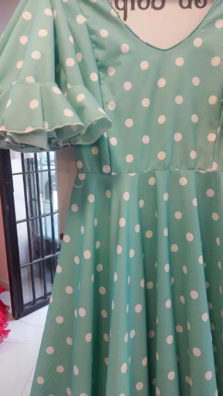 Traje de flamenca Masaga verde lunares