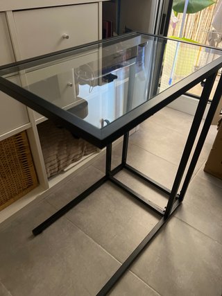 Mesita auxiliar cristal y metal