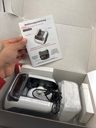 Máquina Barajadora y Repartidora de Cartas