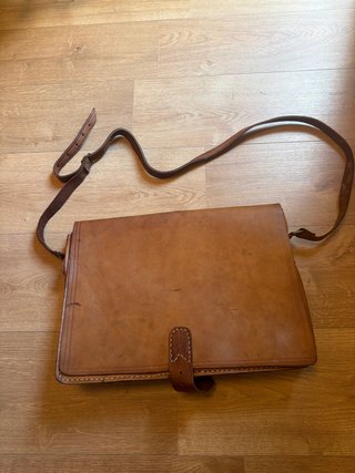 Bolso cartera piel marrón claro